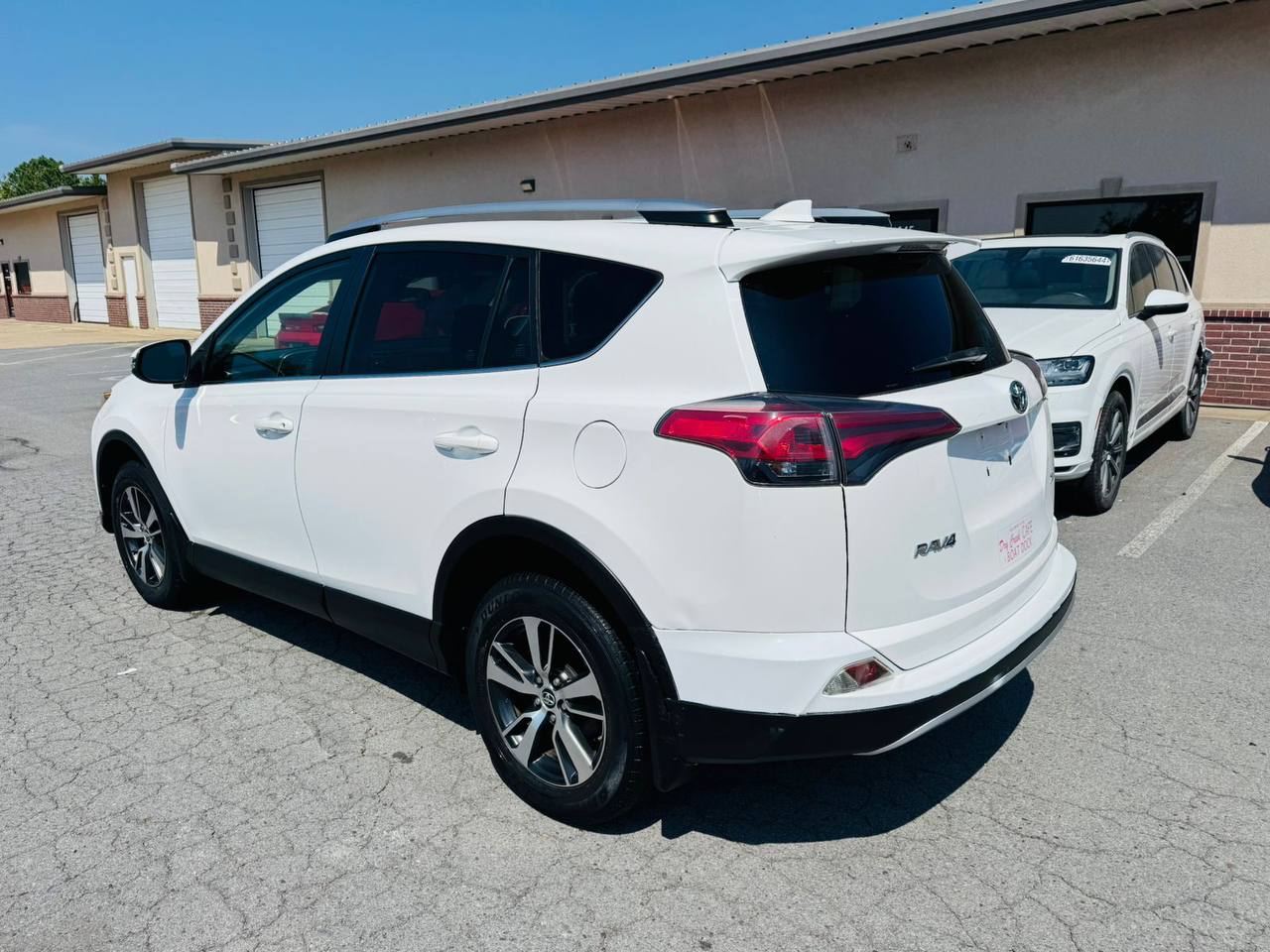 2018 TOYOTA RAV4 XLE
