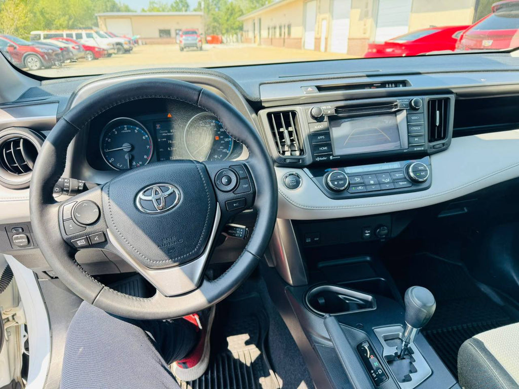 2018 TOYOTA RAV4 XLE