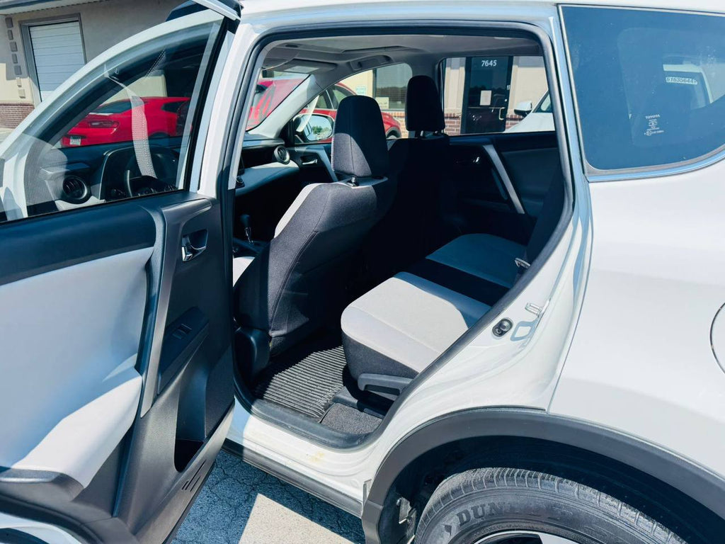 2018 TOYOTA RAV4 XLE